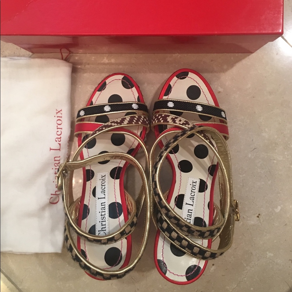 NIB Christian Lacroix Raffia Satin Polka Dot Wedge